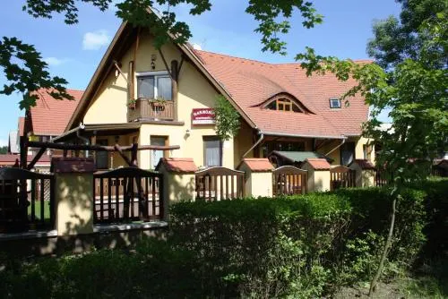 Harmonia Apartman - Image 1