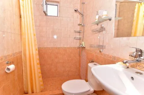 Sunny Hills Villas - Image 1