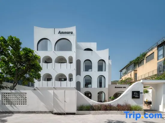 Anmora Hotel - Image 1