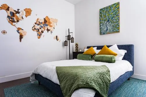 1 Bdr Condo w Patio Close to the beach - Image 1
