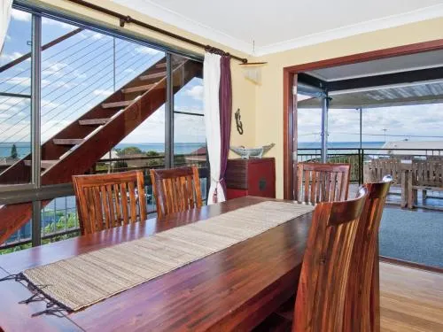 The Boardroom On Banksia 11 Banksia Ave Bonny Hills - Image 1