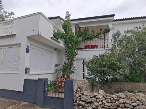 Apartments Mirjana - Image 1