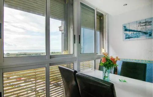 One-Bedroom Apartment In La Pobla De Farnals - Image 1