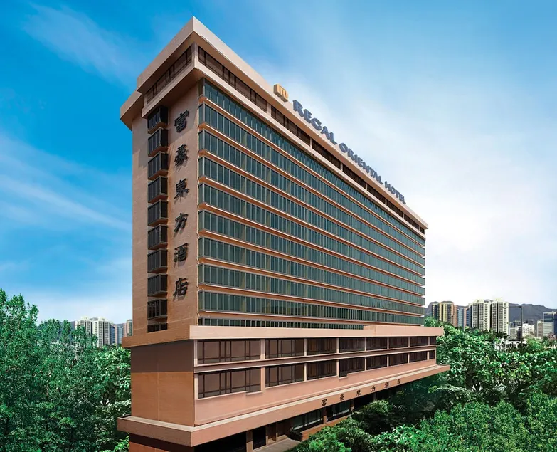 Regal Oriental Hotel - Image 1