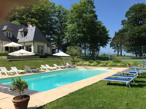 Superbe Villa Individuelle avec Piscine et Tennis privatifs - Image 1
