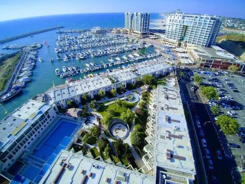 Israel Marina Village Garden Vacation Apartment - Image 1