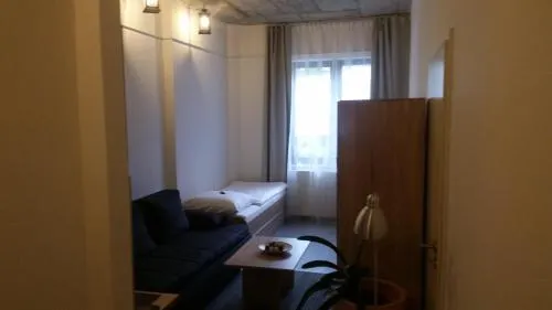1a Hamburg Airport Apartments - Image 1