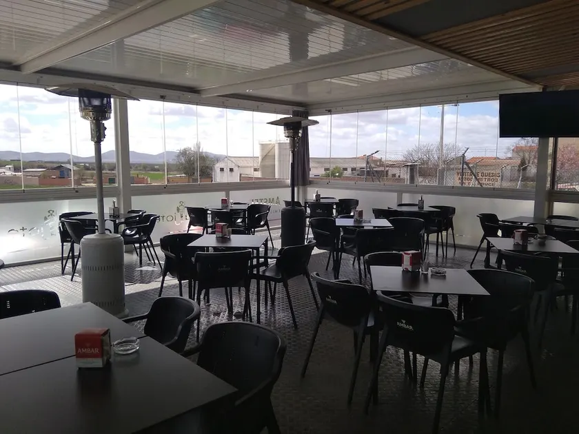 Hostal Restaurante El Quijote - Image 1