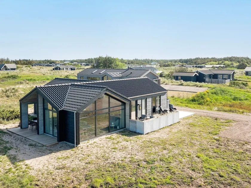 8 person holiday home in Hirtshals-By Traum - Image 1