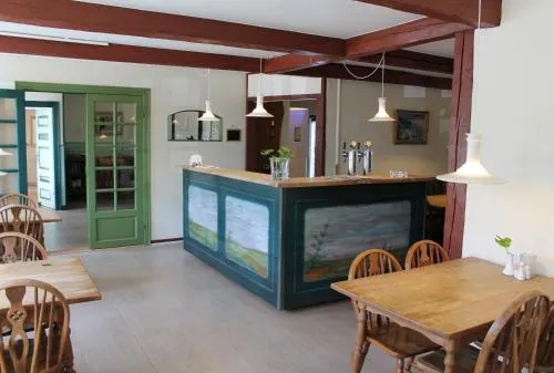 Hotel Harresø Kro - Image 1
