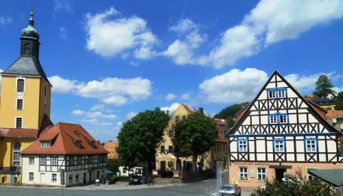 MB Hotel Weißer Hirsch - Image 1