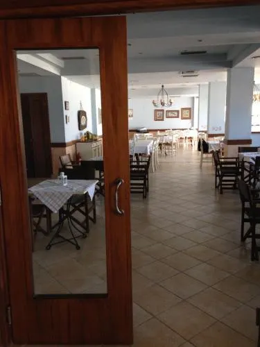 Hotel Galaxias - Image 1