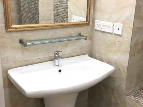 Nalanda Hotel - Image 1