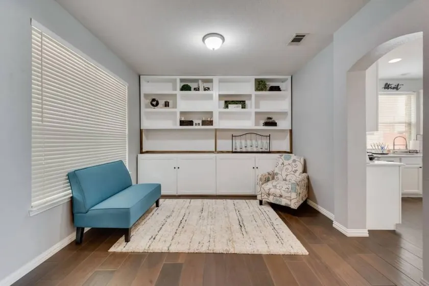 4 BDR Home Gym Theater Room - Image 1