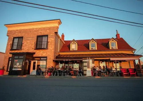Auberge Chez Bass - Image 1