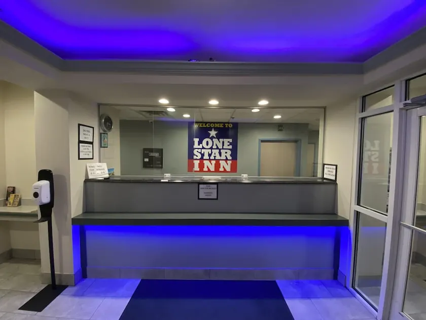 Americas Best Value Inn - Image 1
