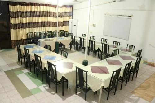 Green Park Beach Hotel - Image 1
