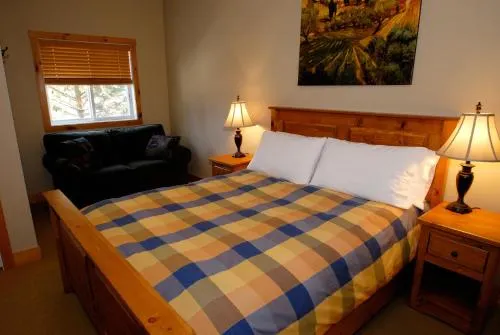 3 Bdrm Loft Condo at Kimberley - Image 1