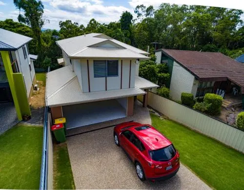 Brand New Home away from Home - Image 1