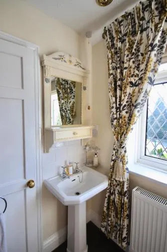 Windrush House - Image 1
