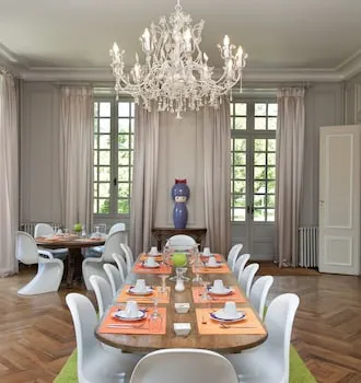 Le Domaine de Carrière - Image 1