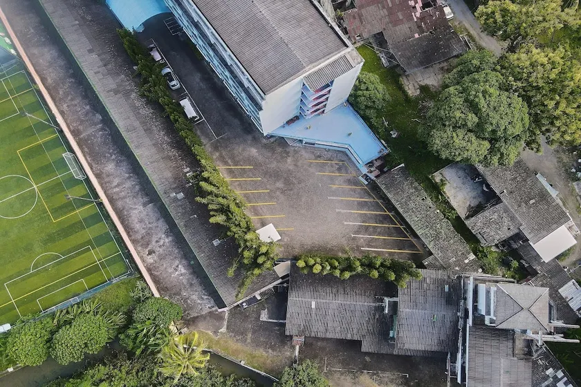 Nora Bukit Hotel - Image 1