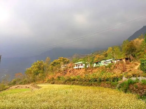 VAMOOSE PARKHA SIKKIM - Image 1