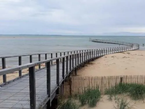 House Studio Vue Mer & Acces Plage Direct 1 - Image 1