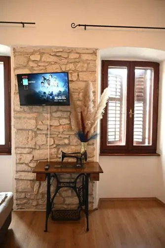 Guest House Rock Depadance - Image 1