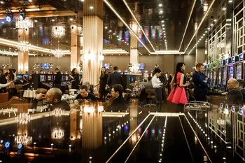 Country Club M1 - Image 1