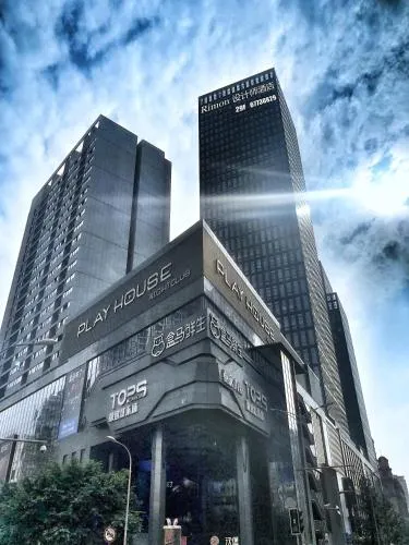 Rimon Designer Hotel - Image 1