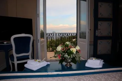 Relais Santa Croce All'Eremo - Image 1