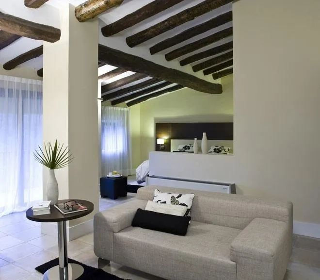 Hotel La Heredad Mas Collet - Image 1