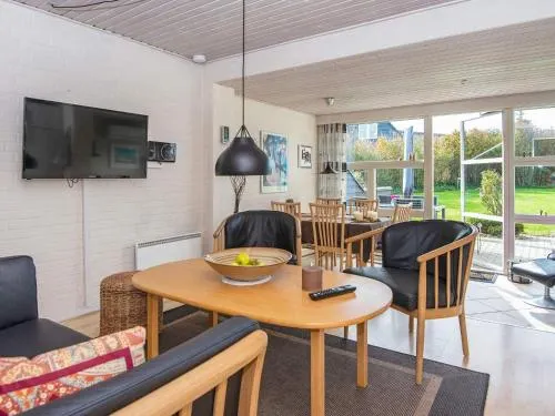 Holiday home in Henne 2 - Image 1