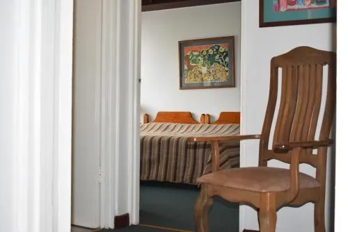 Mi casa es Tu Casa - Image 1