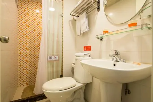Home Inn Yulin Jinsha Road - Image 1