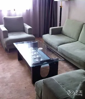 Huaqing Spa Hotel Beijing - Image 1