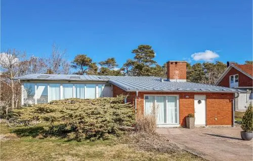 4 Bedroom Cozy Home In Trslvslge - Image 1