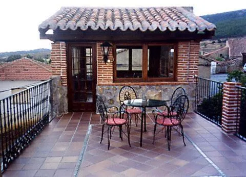 Casa Rural La Cabrejana - Image 1