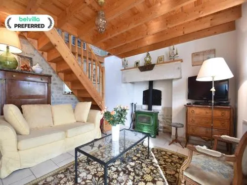 Cozy Cottage in Fresville with Garden - Image 1