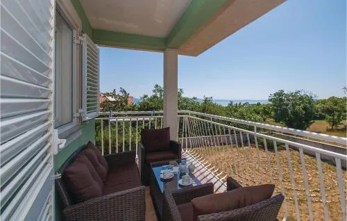 2 Bedroom Awesome Apartment In Labin - Image 1