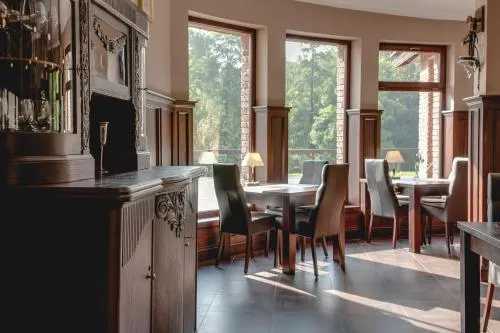Hotel Restauracja Biały Las Wierzbna - Image 1