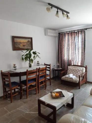 Sunny Home II - Image 1