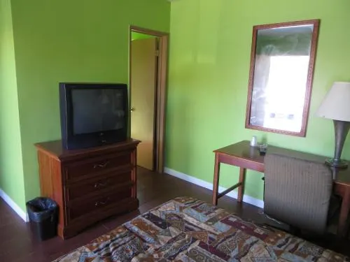 Park Motel - Image 1