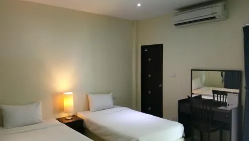 Little Amazon Home - Image 1