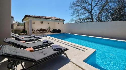 Villa Bellissima - Image 1