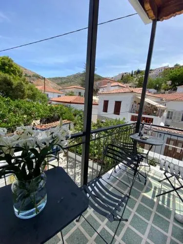 Douskos Living Xeri Elia - Image 1