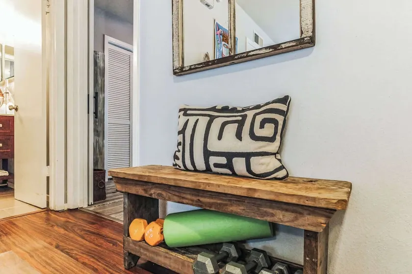 Cozy Retreat in Central East Austin - Image 1