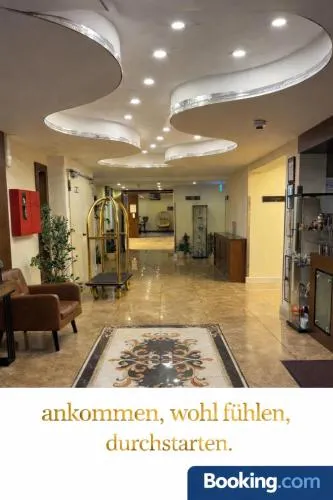 Airport Global Hotel  - Image 1