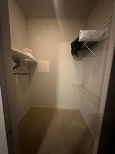 Luxury Designed 2 Bedrooms Part Hotel in Woodland Hills CA - Image 1